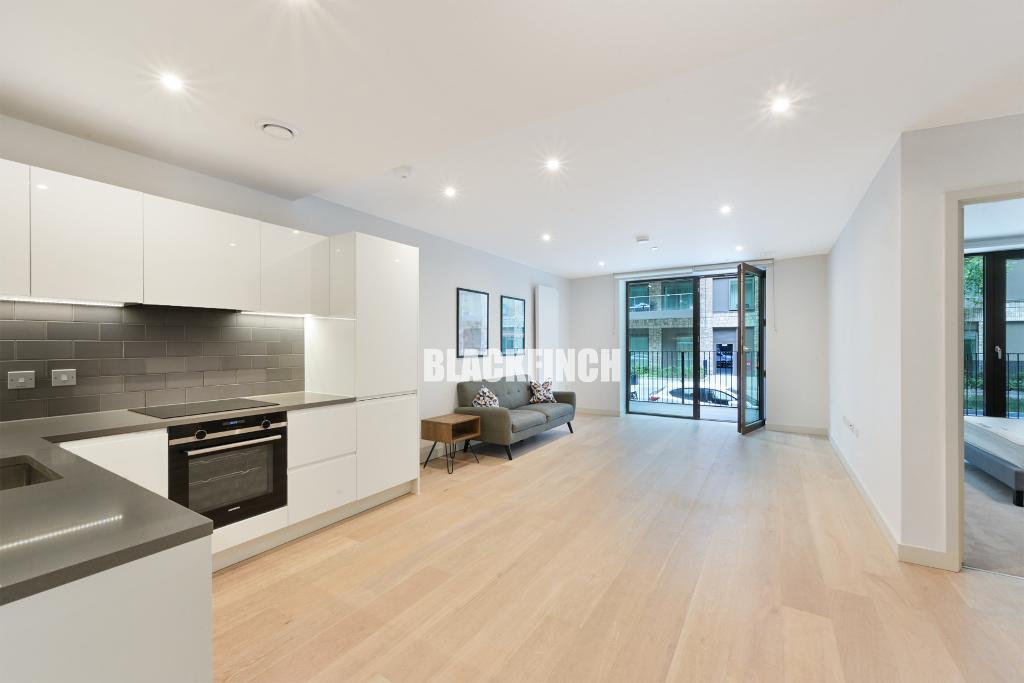 4 Clipper Street, London, E16 2YX