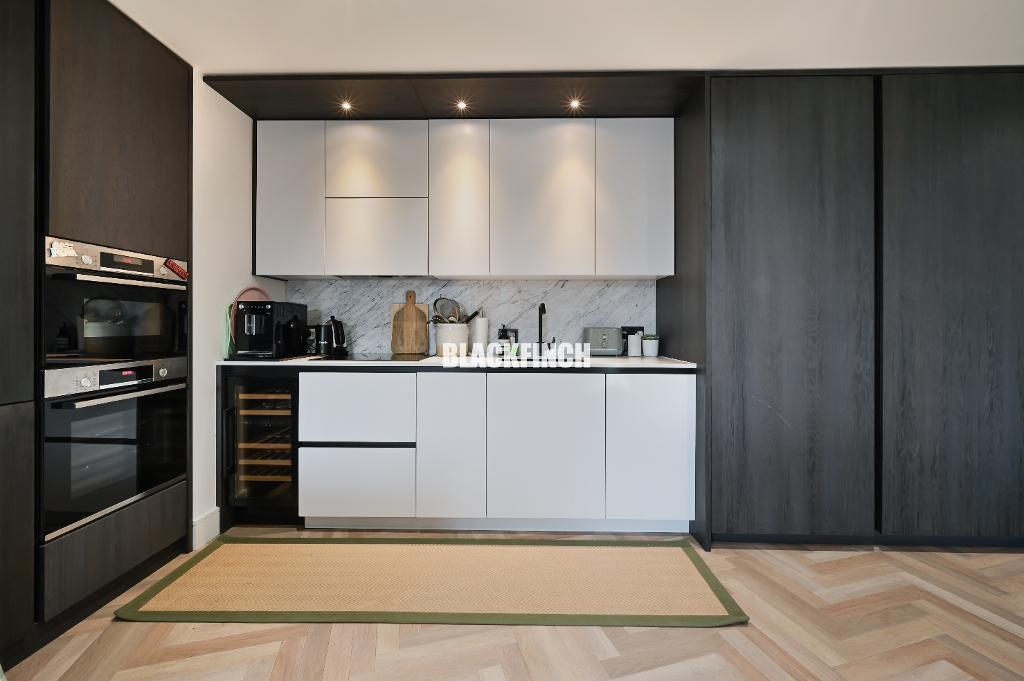 1 Brigade Mews, London, SE1 0GG