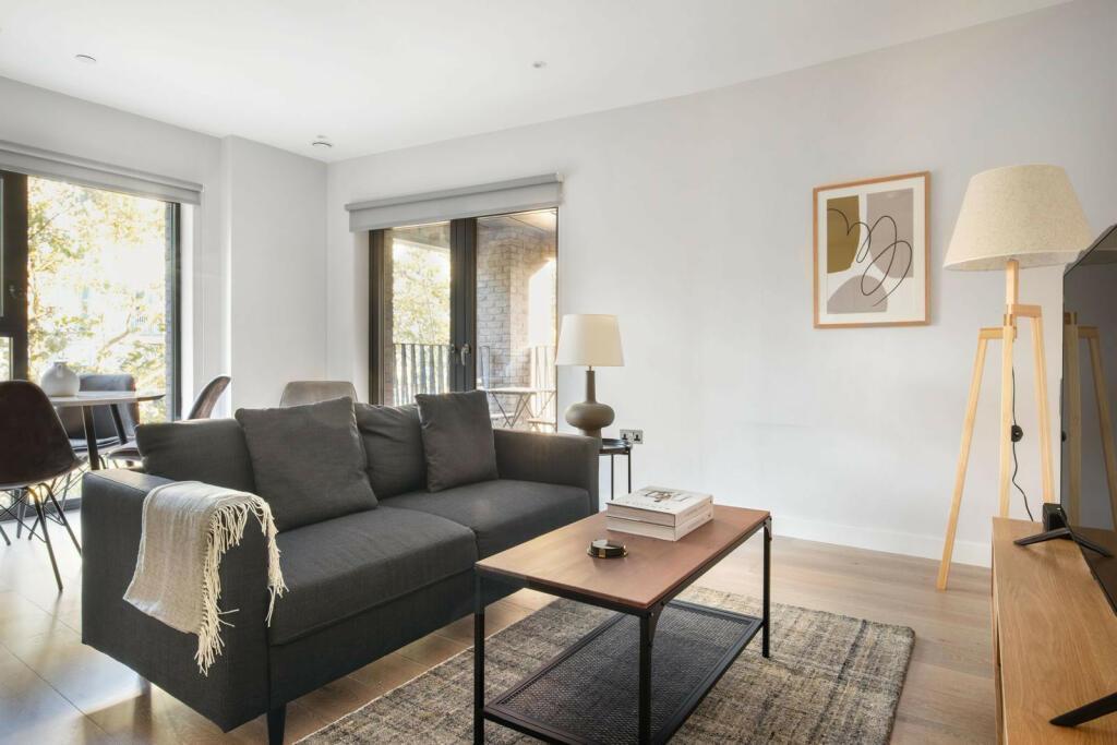 33 Ufford Street, London, SE1 8FF